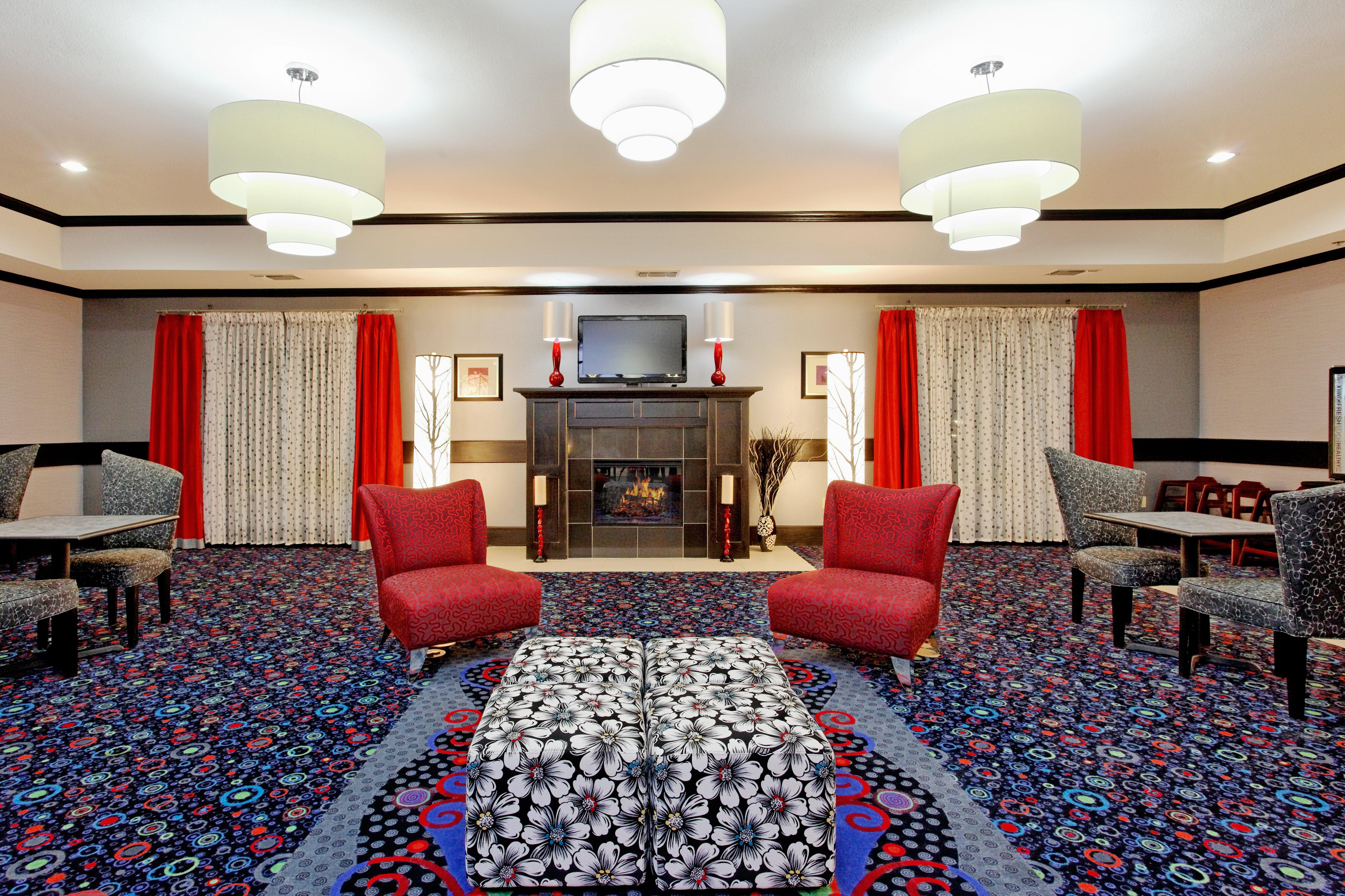 Holiday Inn Express & Suites Graham By Ihg Bagian luar foto
