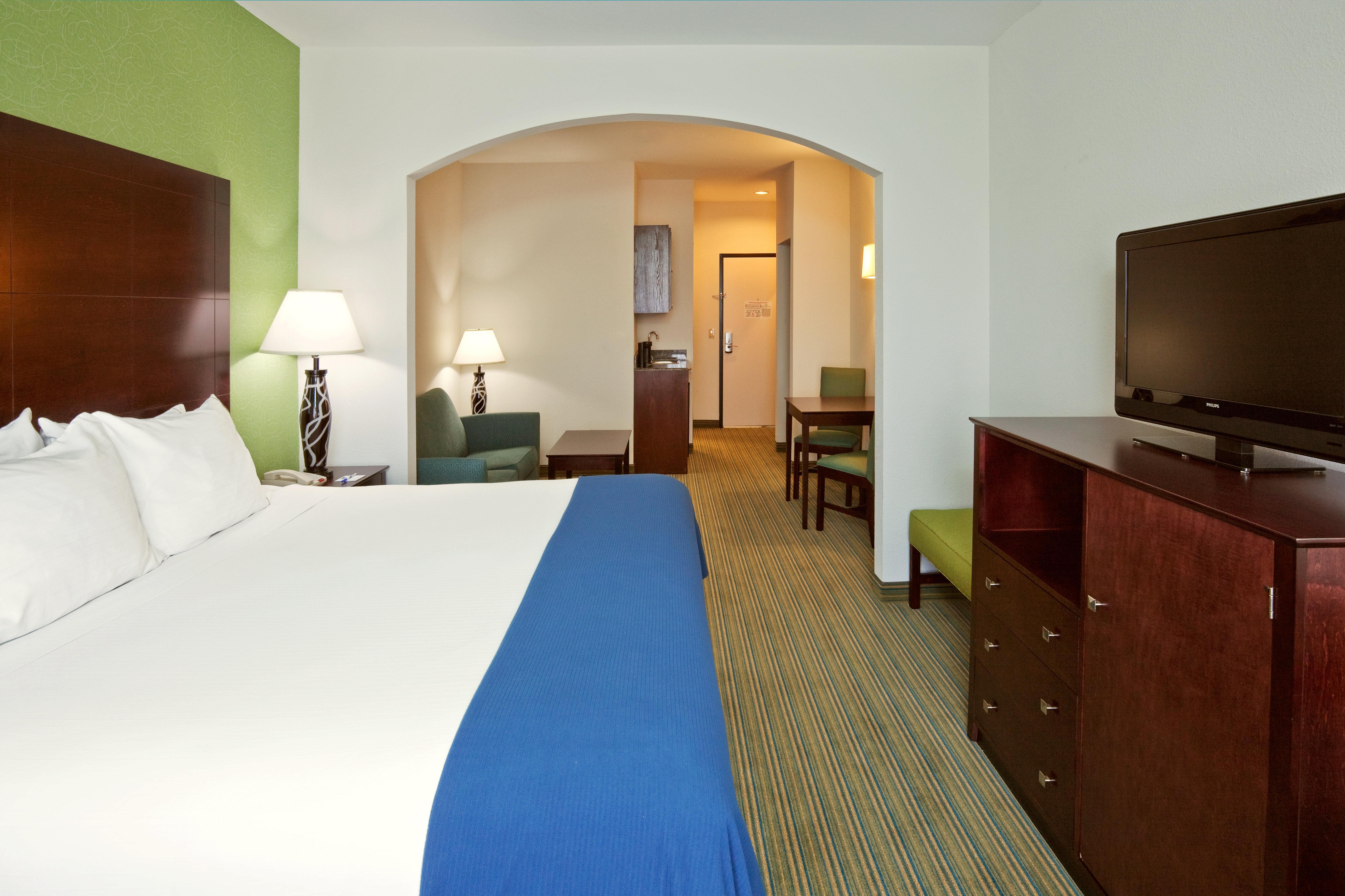 Holiday Inn Express & Suites Graham By Ihg Bagian luar foto
