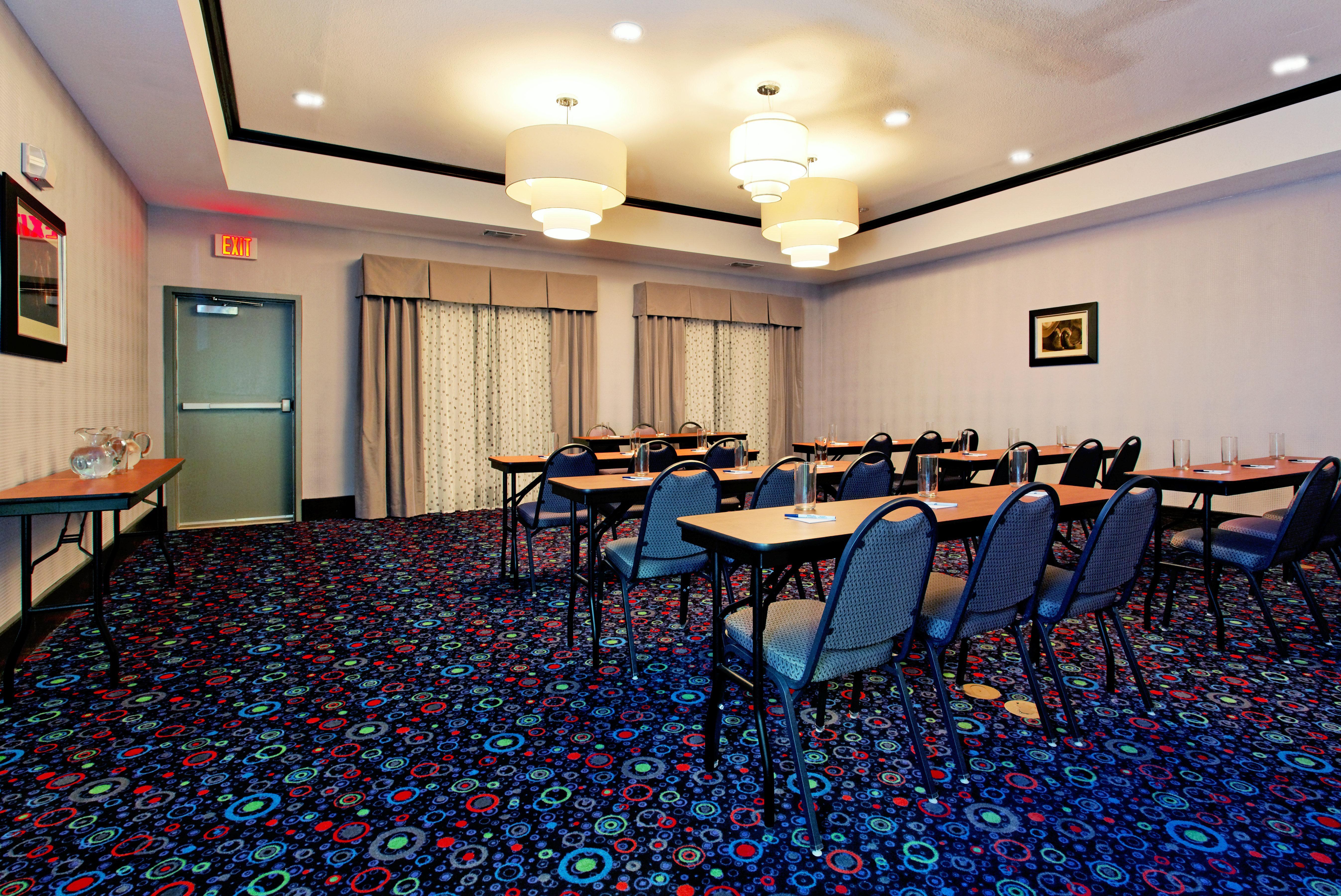 Holiday Inn Express & Suites Graham By Ihg Bagian luar foto