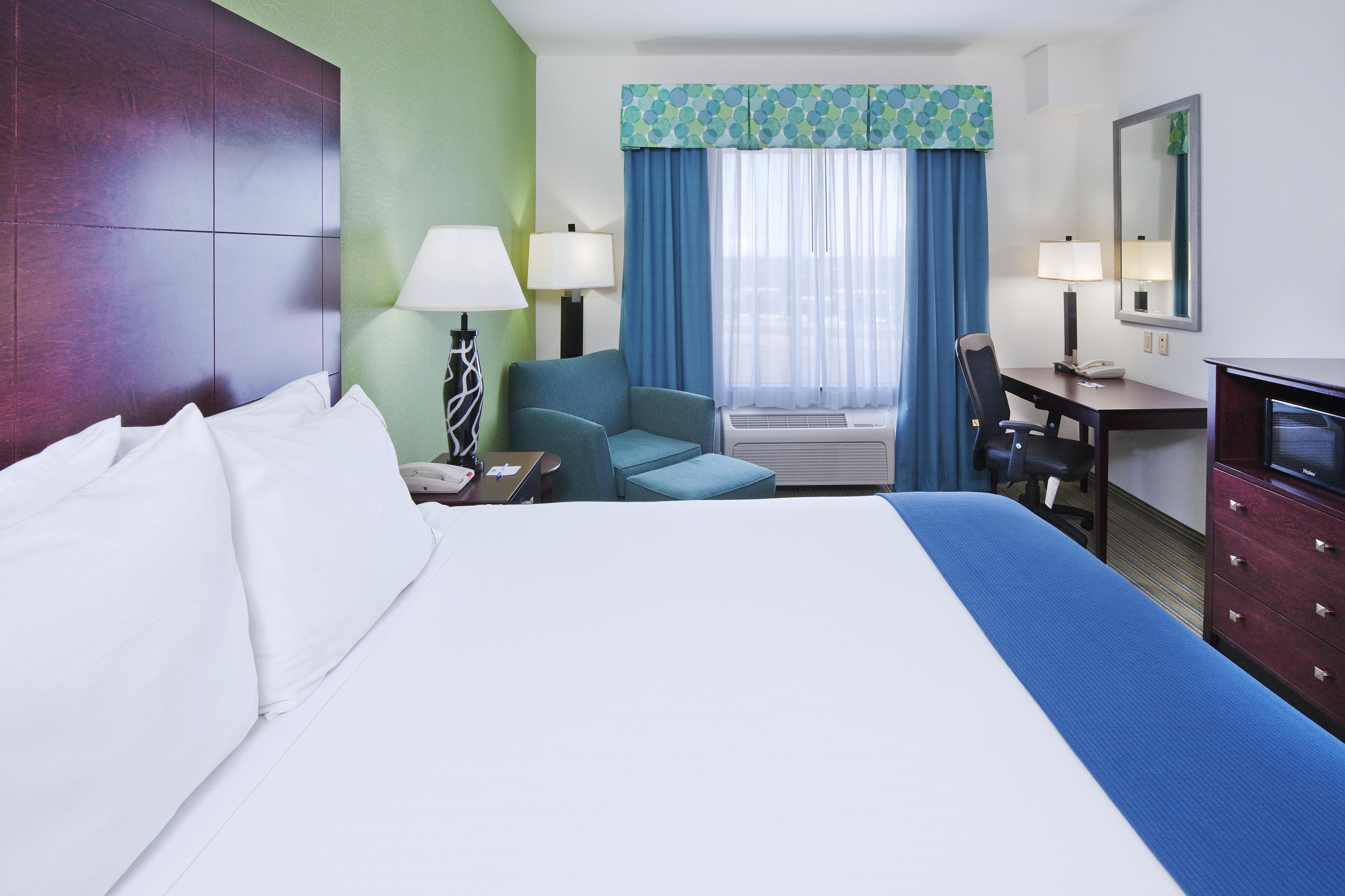 Holiday Inn Express & Suites Graham By Ihg Bagian luar foto